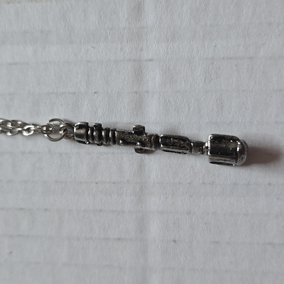 Doctor Who Sonic Screwdriver Silver plated Necklace - Picture 4 of 7